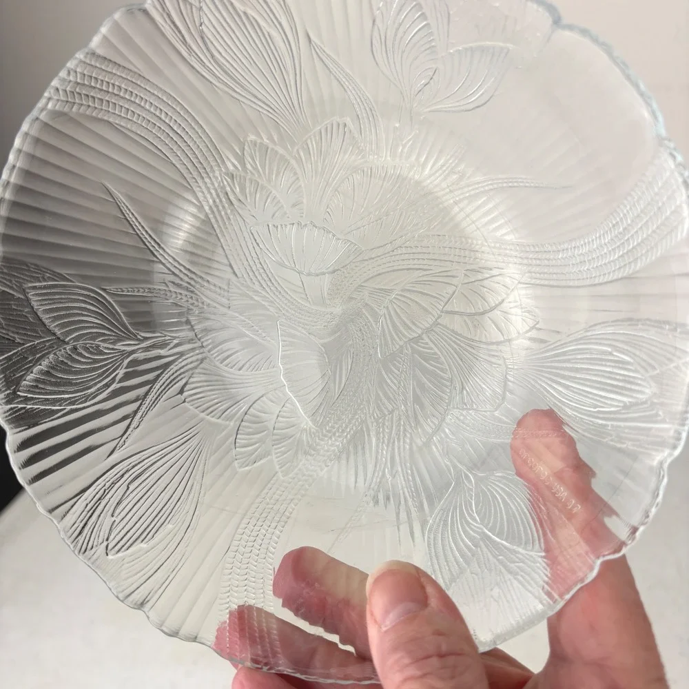 Set of 2  France‎ Canterbury Crocus Clear Glass Bowls Textured Floral Scalloped